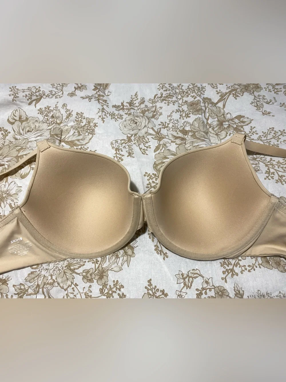 Skims Fits Everybody T-Shirt Bra 38C - Picture 7 of 8